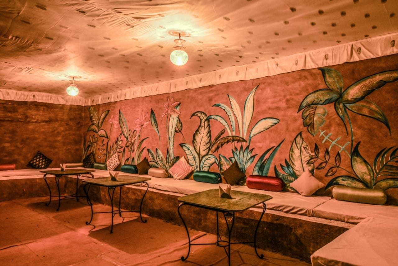 Dining gallery image 1